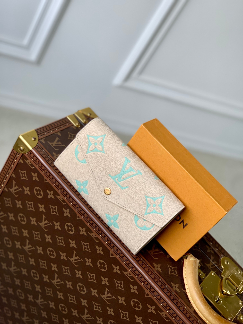 Louis Vuitton Sarah Wallet