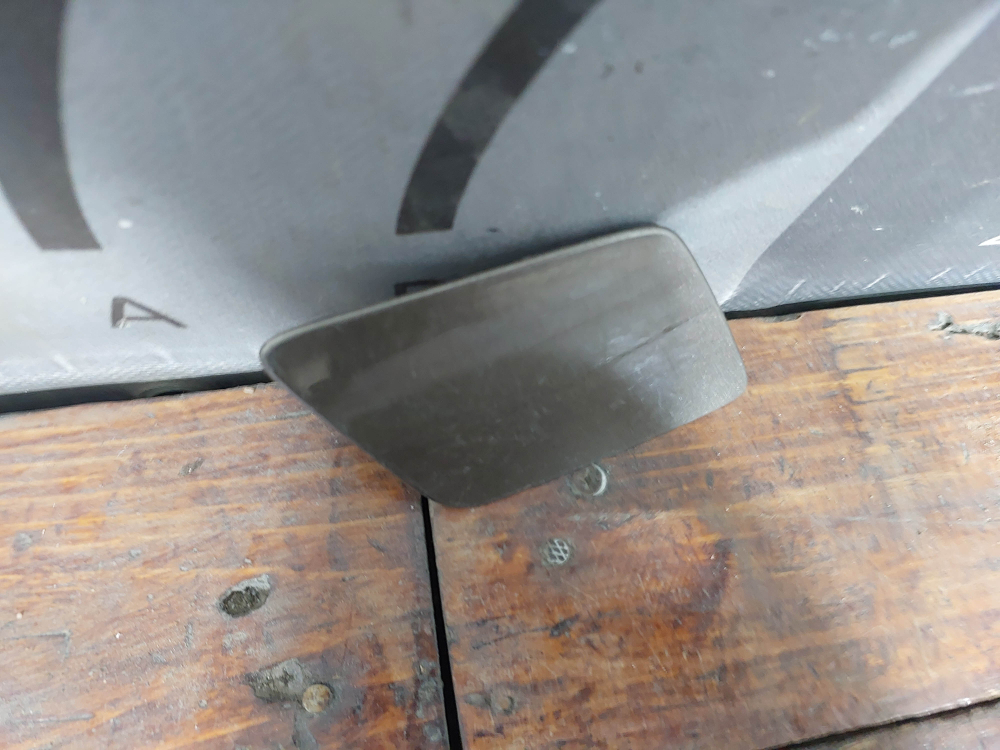 Крышка омывателя правая Volvo XC90 2 14-нв Б/У Оригинал 31353365