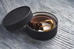 Ремень из гладкой итальянской кожи, цвет «шоколад», латунная пряжка