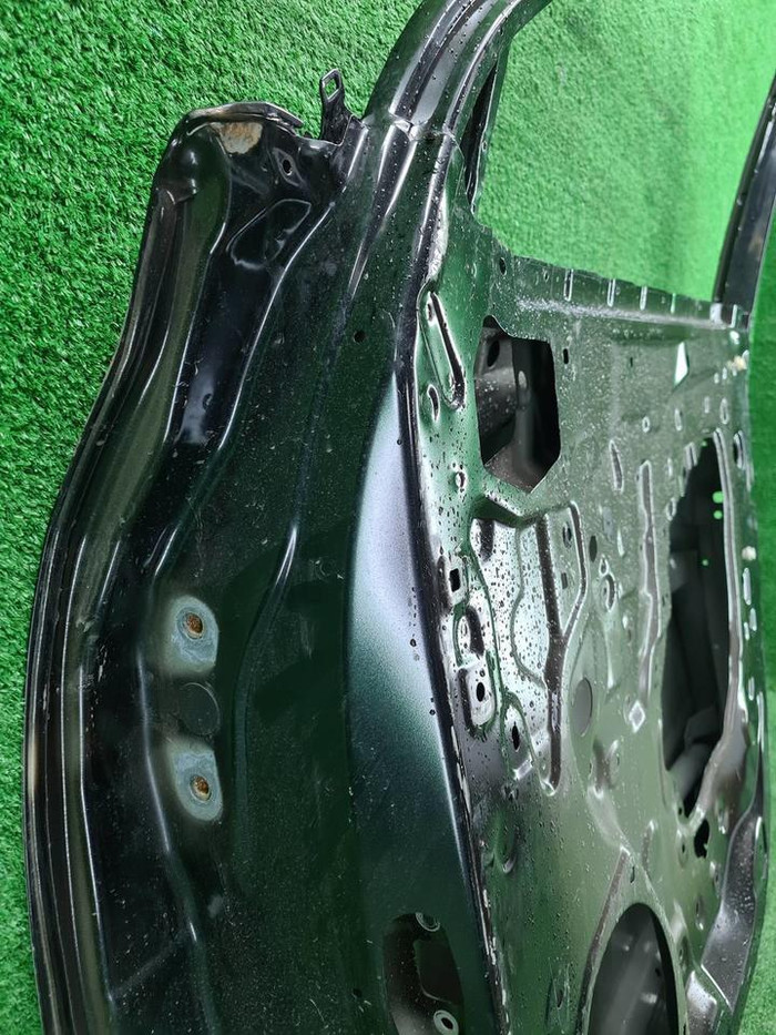 Дверь передняя правая Toyota Highlander 4 (19-нв)