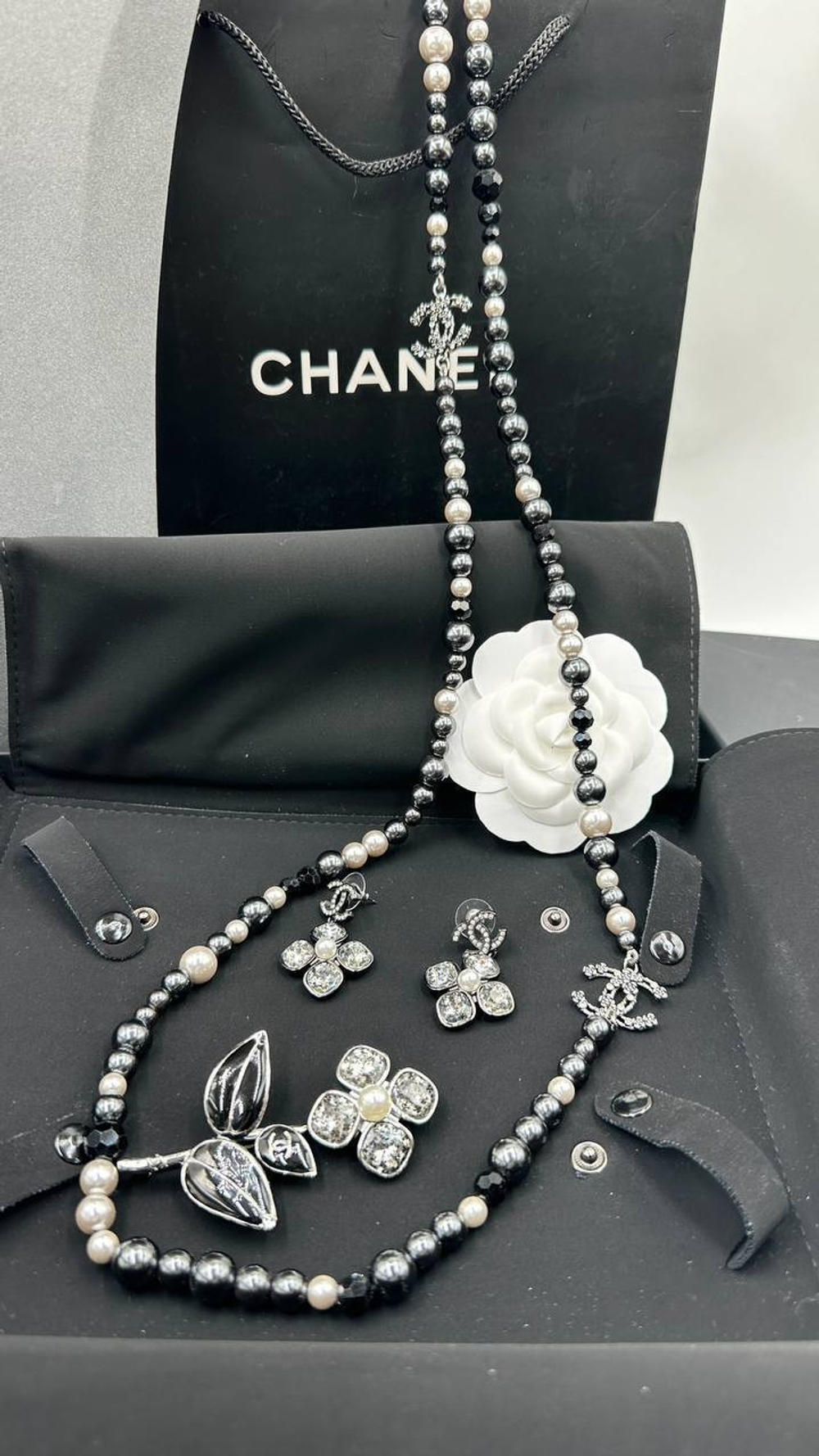 Серьги CHANEL