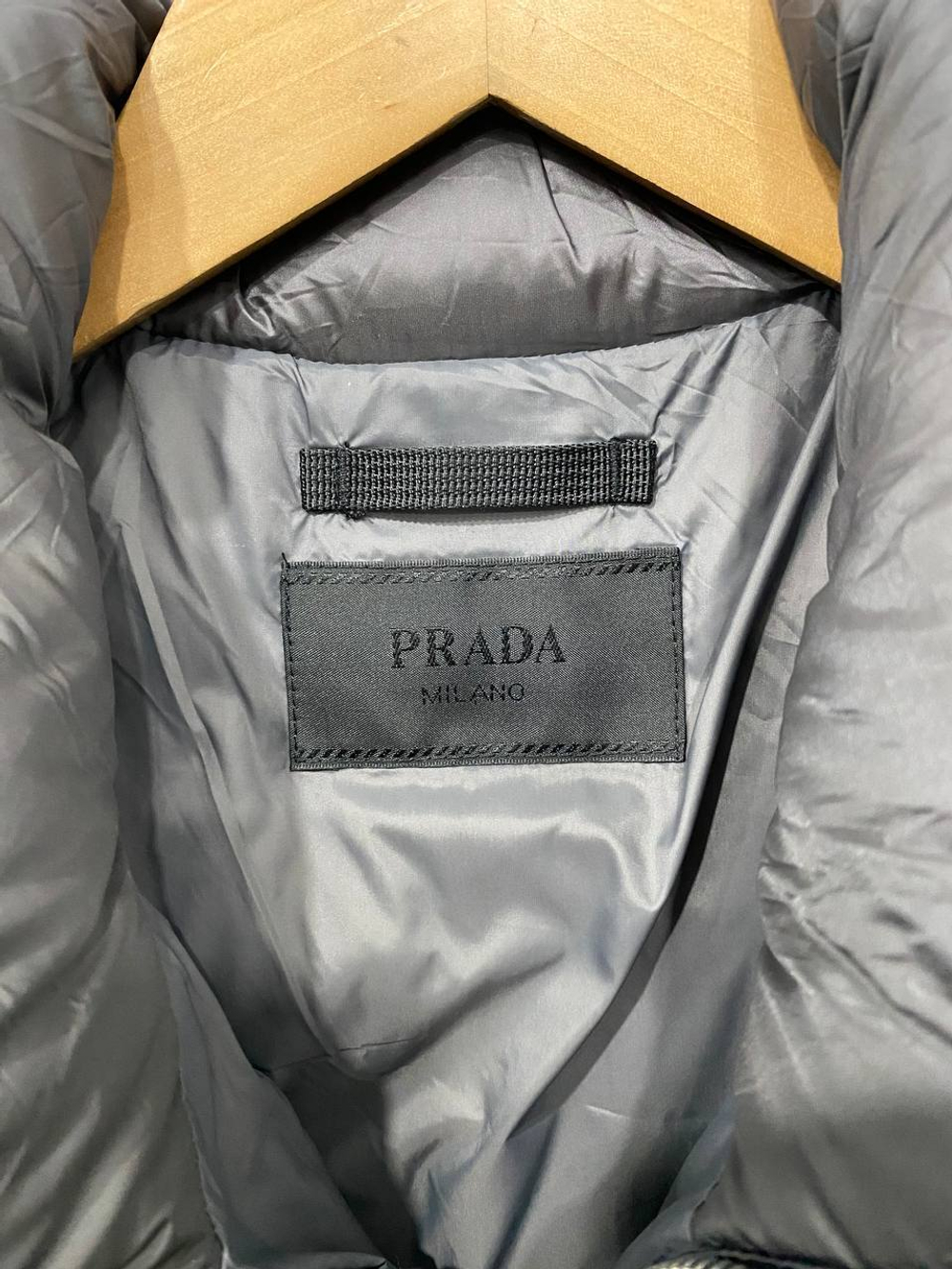 Пуховик Prada