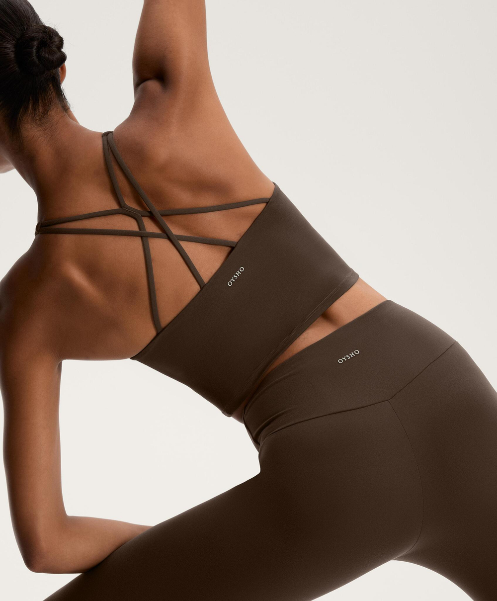 Oysho Майка Comfortlux с чашками и полосками на спине, темно-коричневый