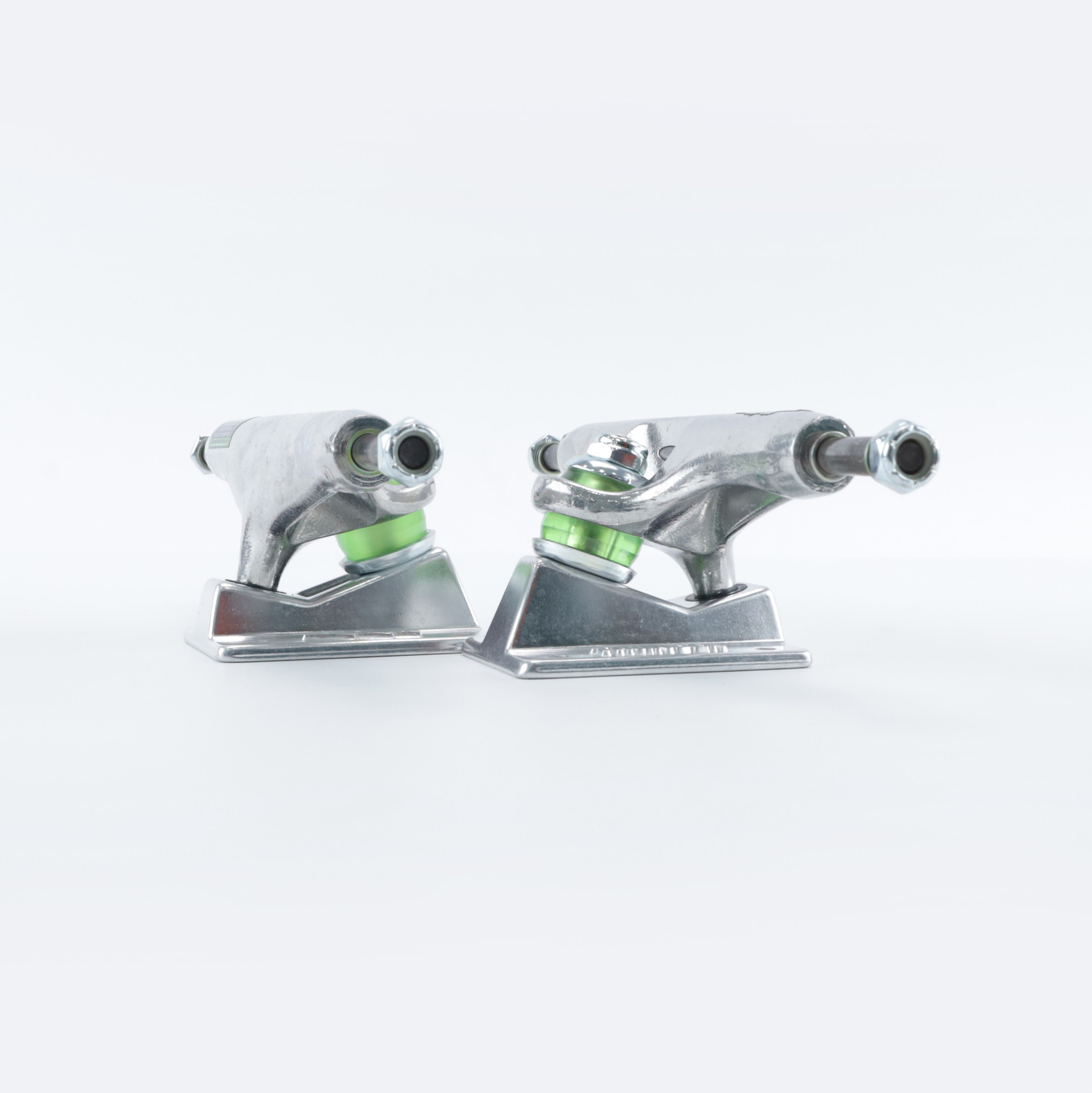 Подвески THUNDER TRUCKS POLISHED LIGHTS II (SILVER) артикул: - купить в магазине Дайс