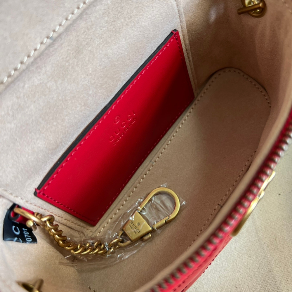 Gucci Marmont Mini Top Handle Bag 16 cm