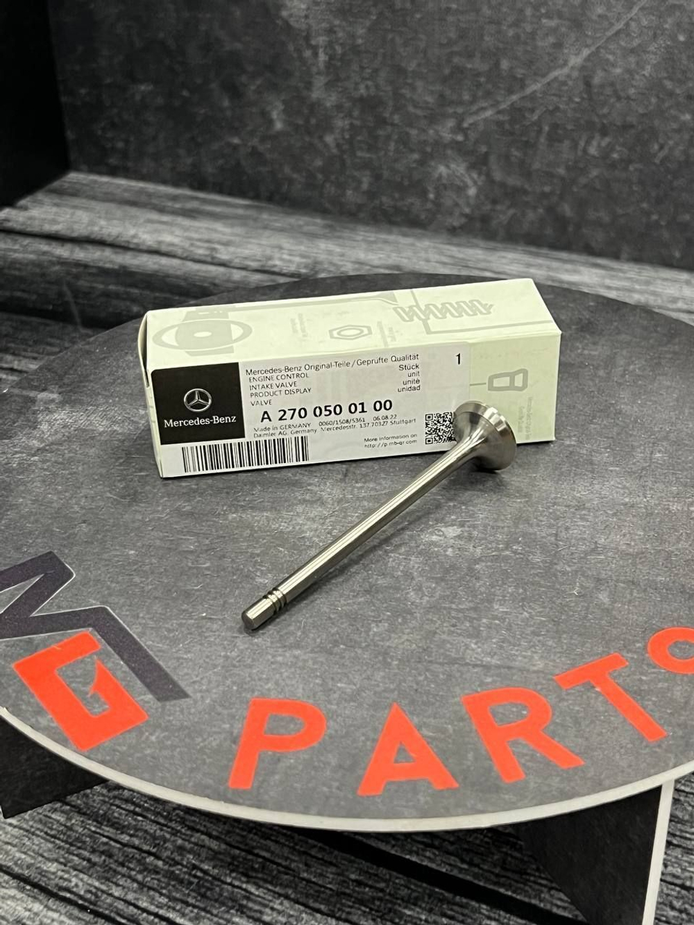 Клапан выпускной Mercedes-Benz A2700500100