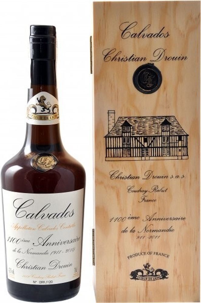 Кальвадос Christian Drouin Coeur de Lion Calvados 1100-eme Anniversaire de la Normandie wooden box, 0.7 л