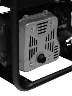 Генератор бензиновый DENZEL PS 90 ED-3, 9 кВт и 460 см3 объем двигателя, 230/400 В и 25 л топливного бака, электростартер и блок AVR, 3 розетки и силовые клеммы, трехфазный 946944