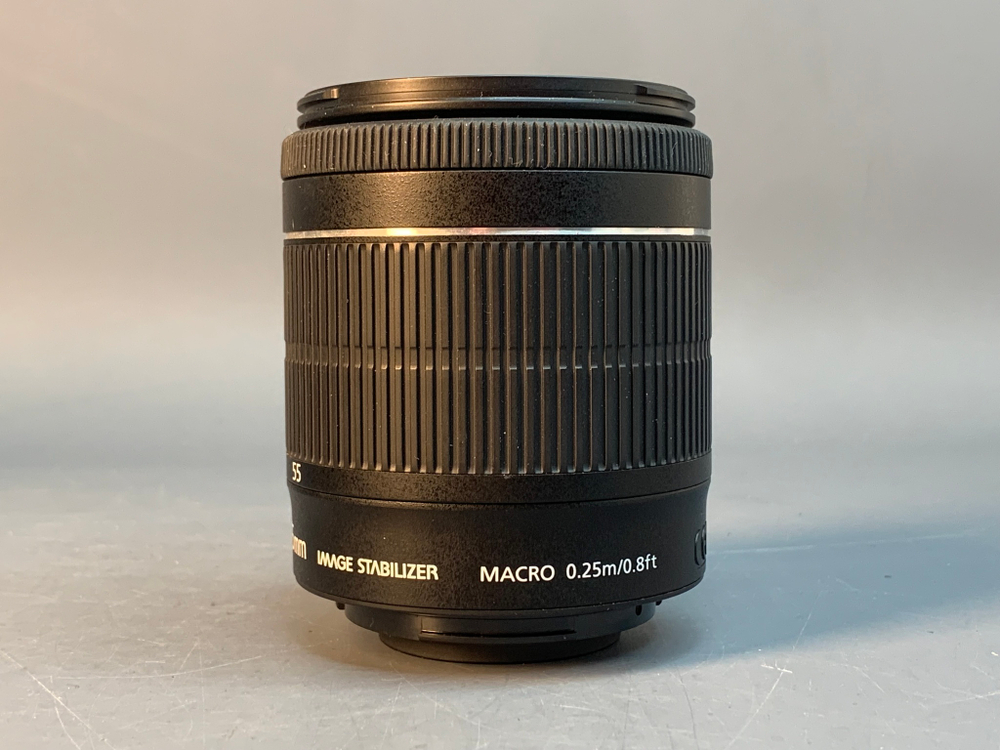 Canon 100D Kit 18-55mm 5000 кадров
