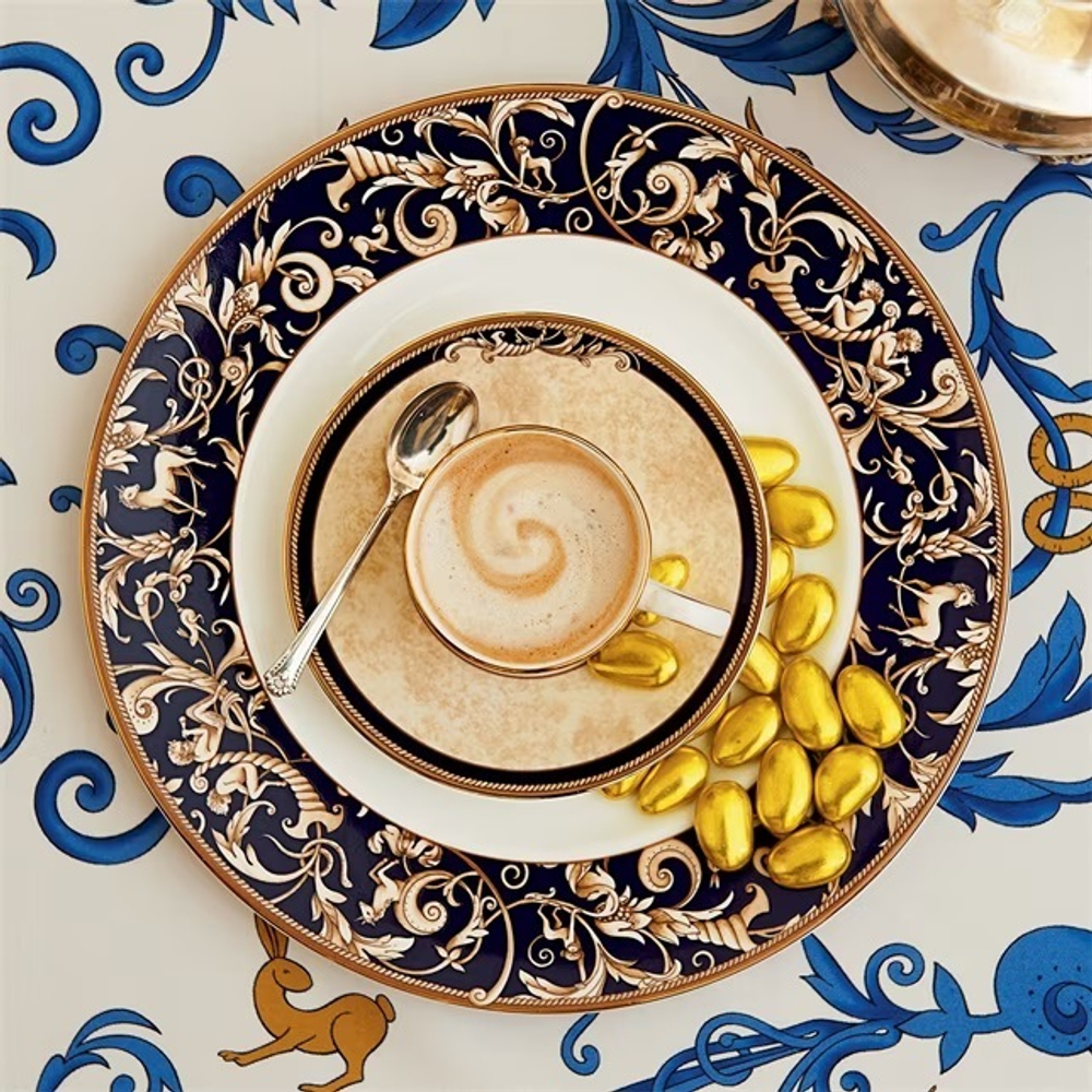Wedgwood - Тарелка Cornucopia Accent 27см / артикул   50135803571  / GTIN 032677369050