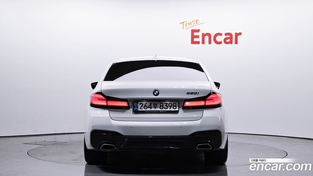 BMW 5 Series (G30) 520i M Sports (04.2022)