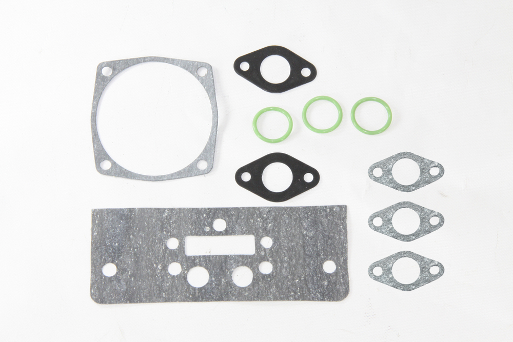 Комплект прокладок теплообменника КАМАЗ ЕВРО-3, 4, 5 (Паронит+силикон, 5 наим.: 7406-1013288-02, 7406.1012100, 740.90-1013253, 7405.1013298, 740.1002406 резинометалл) (740.90-1013200, 343-1013215) стандарт RUATI