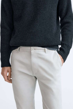 ZARA БРЮКИ ЧИНОС ИЗ ХЛОПКА, КАМЕННЫЙ