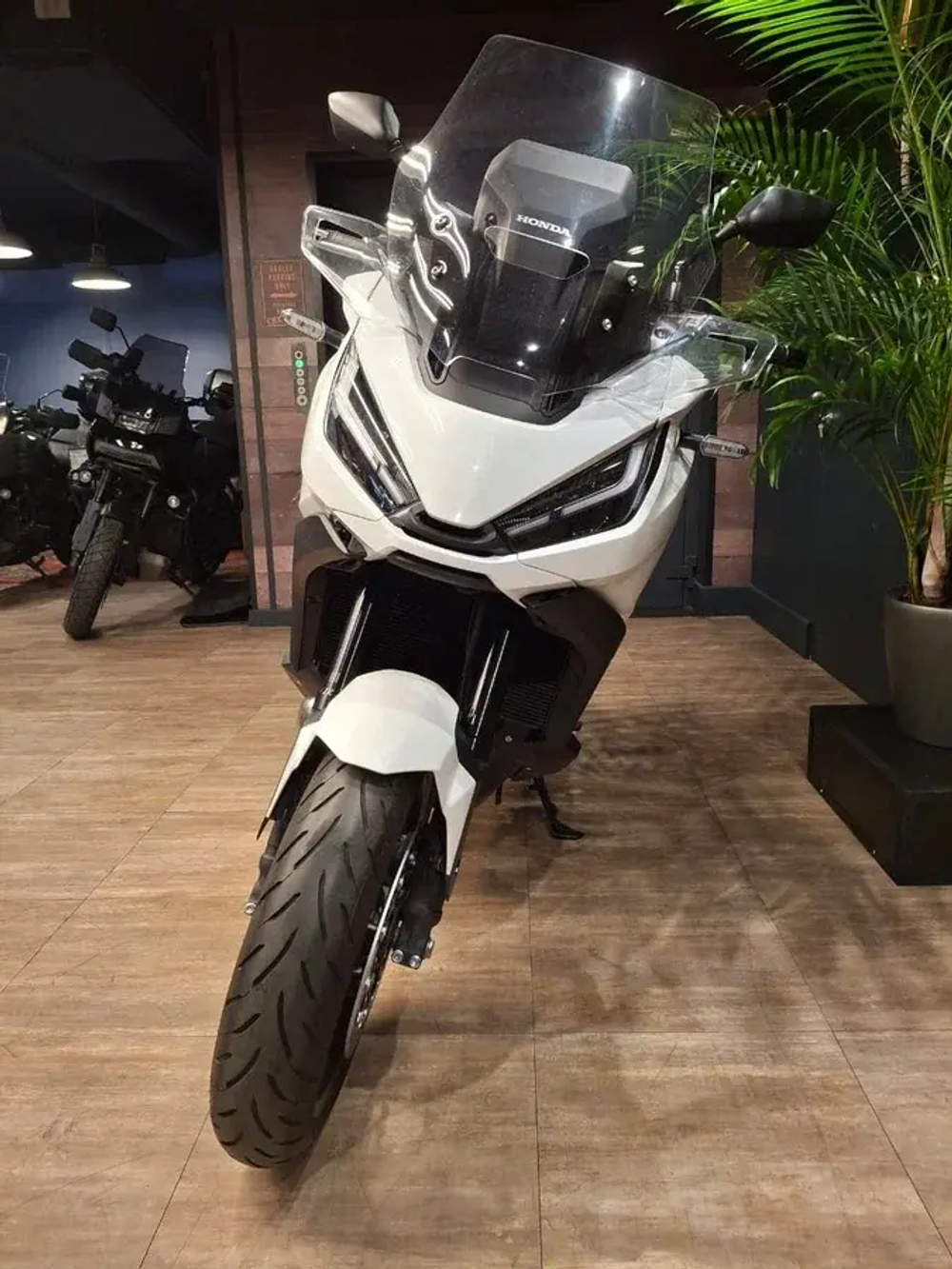 Honda NT1100, 2023