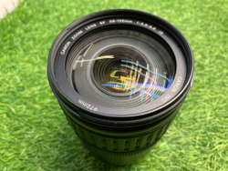 Canon EF 28-135mm 3.5-5.6 IS USM