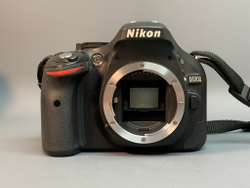 Nikon D5200 kit 18-55mm 3.960 кадров