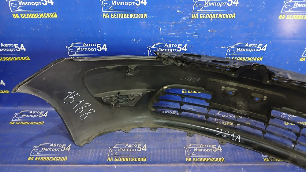 Бампер передний MITSUBISHI COLT 2008-2012