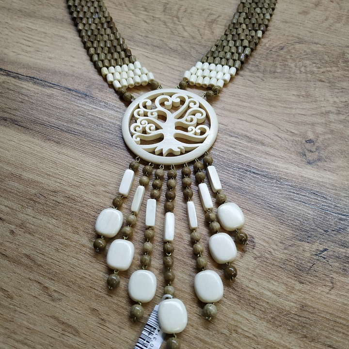 Колье Амелия, дерево, 43 см