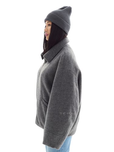 Шерстяная куртка на молнии в цвете графит