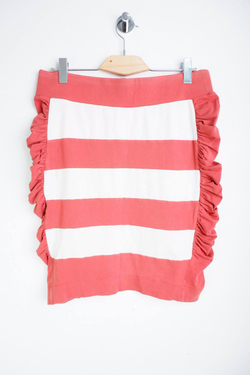 Юбка Emma стильная, визуально на 44 размер