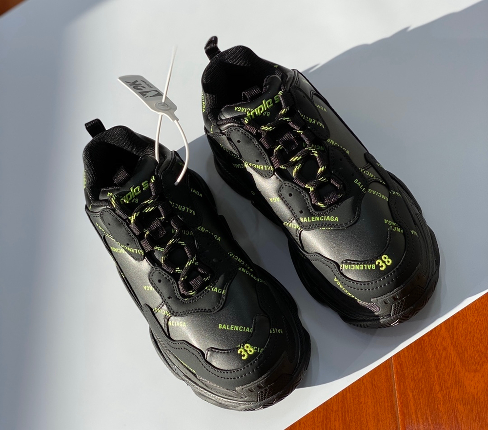 Balenciaga Triple S