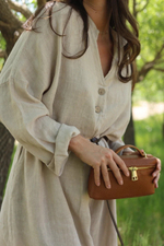 платье на пуговицах