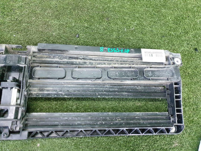 Воздуховод радиатора Mercedes S W223 (2020-н.в.)