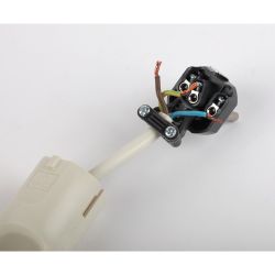 Вилка ЭРА V3 c заземлением 16A с кольцом непрямой ввод белая