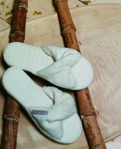 Элитные тапочки Fula белые от Hamam фото