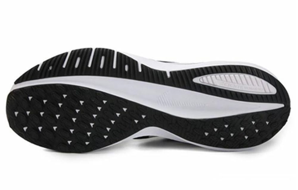 Кроссовки Nike Air Zoom Vomero 14