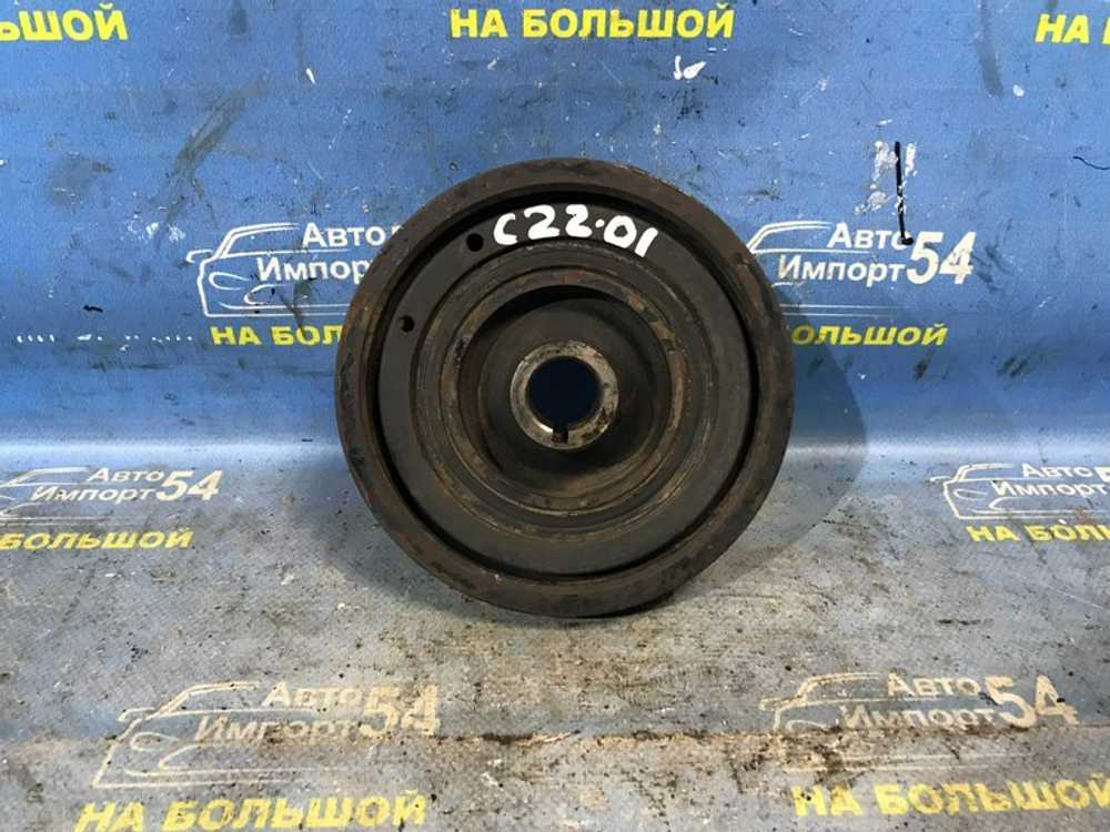 Шкив коленвала NISSAN LARGO 1992
