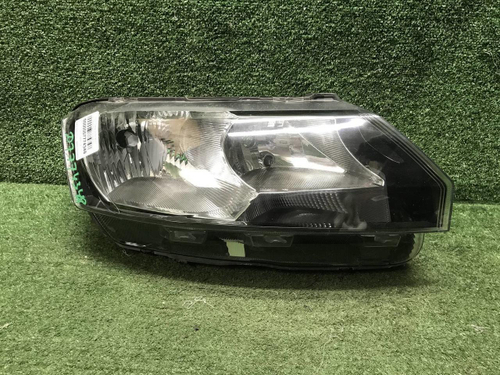 Битая Фара правая Skoda Rapid 1 (12-17) галоген