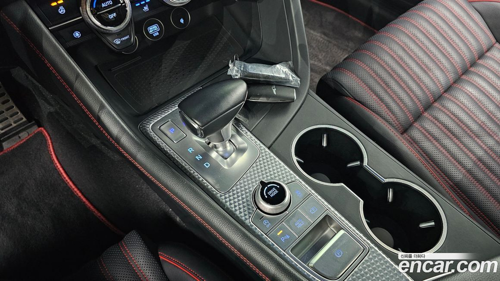 Genesis The New G70 Бензин 2.0T 4WD (12.2020)