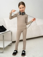 Костюм для девочки на осень