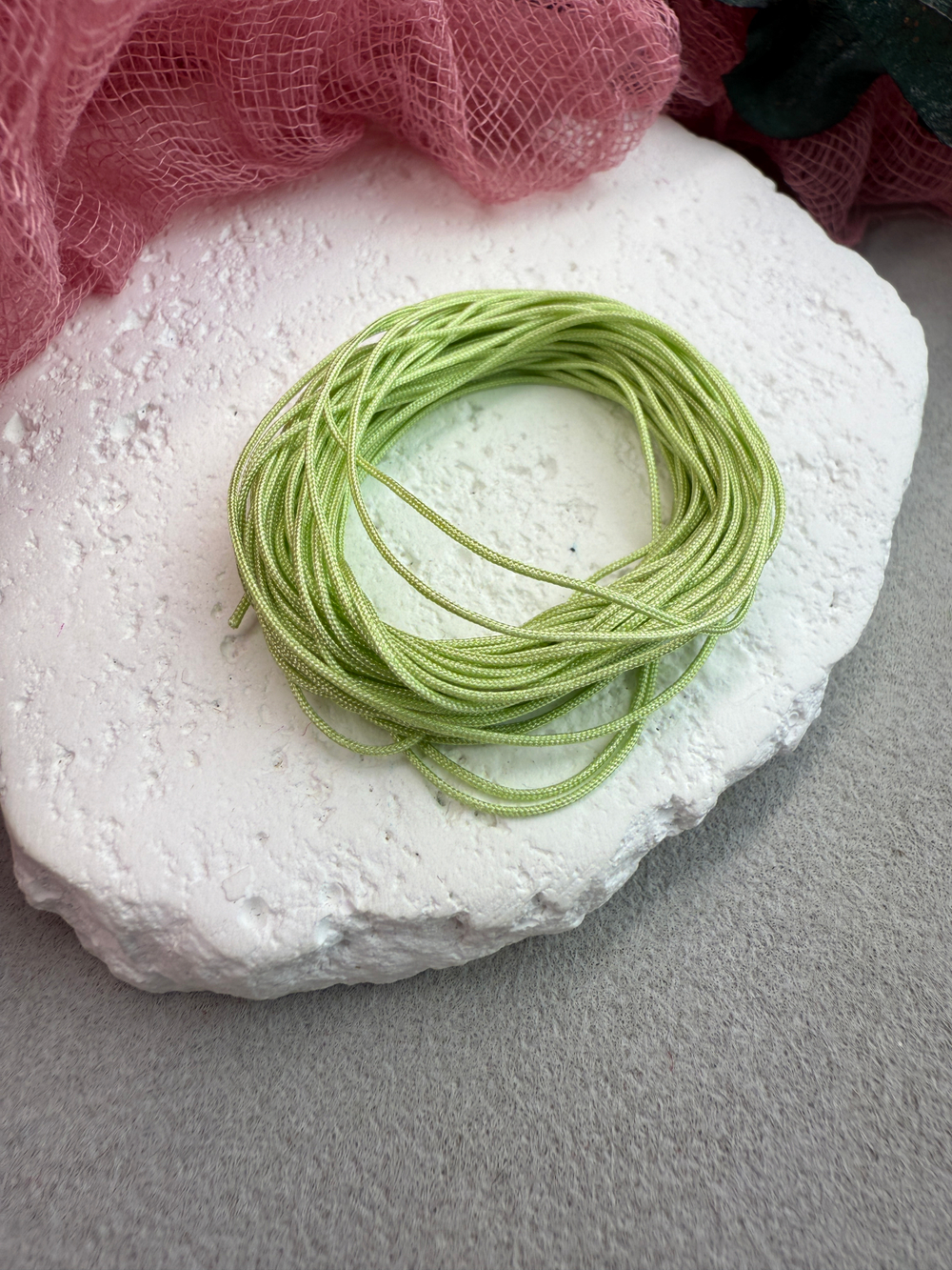 Шнур для плетения браслетов 0,6 мм, Матча (5 м)