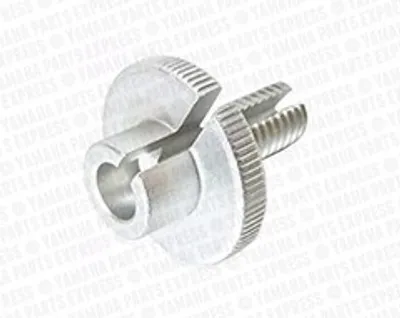 Винт регулировочный Yamaha 5LV839510000