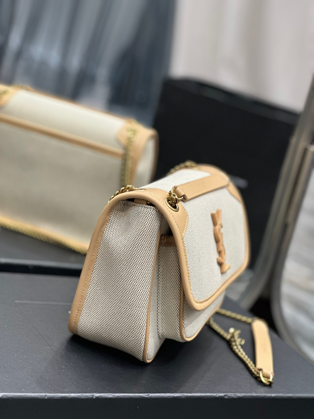 Saint Laurent Niki 21 cm