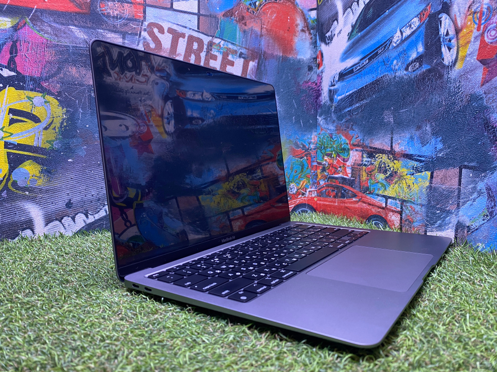 MacBook Air 13 2020 M1/8GB/256GB A2337