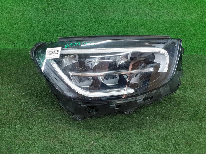 Фара правая Mercedes GLC X253 (19-22) LED