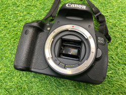 Canon EOS 650D 15.700 кадров