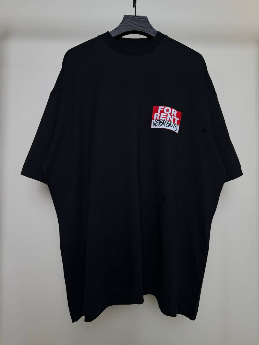 Футболка Vetements