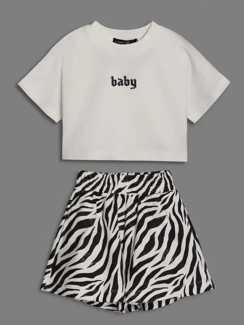 Летний костюм, футболка и шорты для девочки