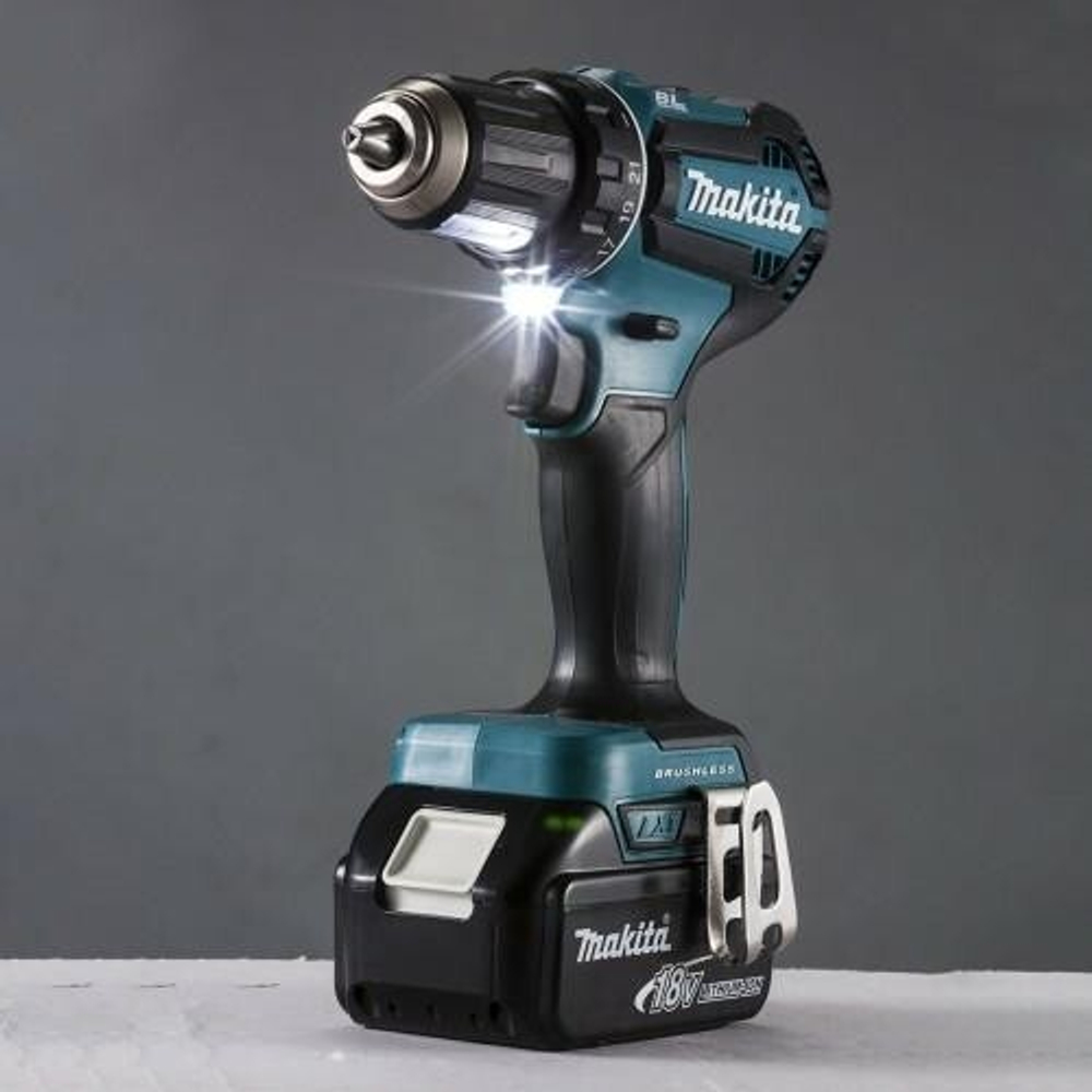 Аккумуляторный шуруповерт MAKITA DDF 485 RFE DDF485RFE