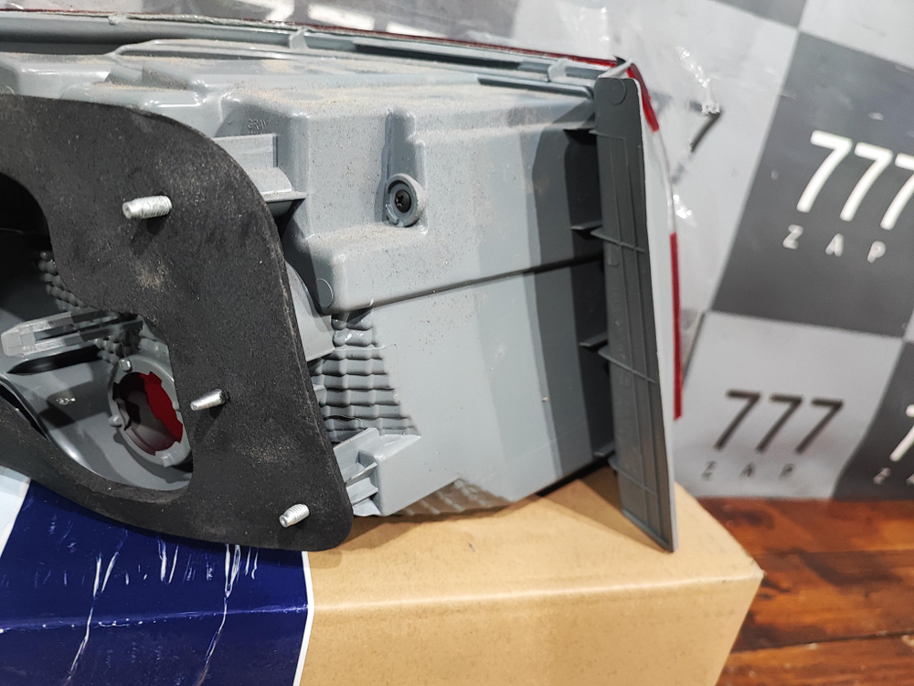 Фонарь задний правый Kia Rio 3 (QB) 11-15 Новый  924024X000