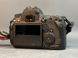 Canon EOS 6D Mark II 48.300 кадров