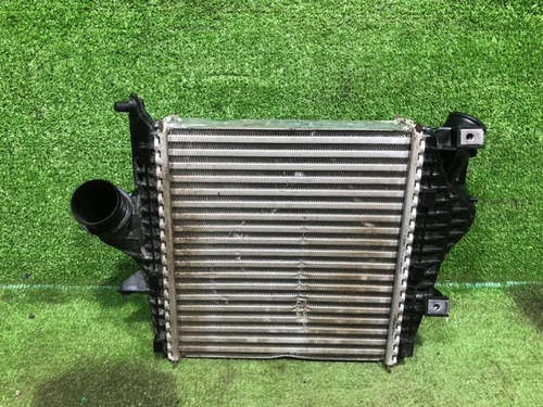 Интеркулер левый Audi Q8 (2018-н.в.)