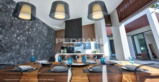 Стул прозрачный серый Queen Италия PEDRALI