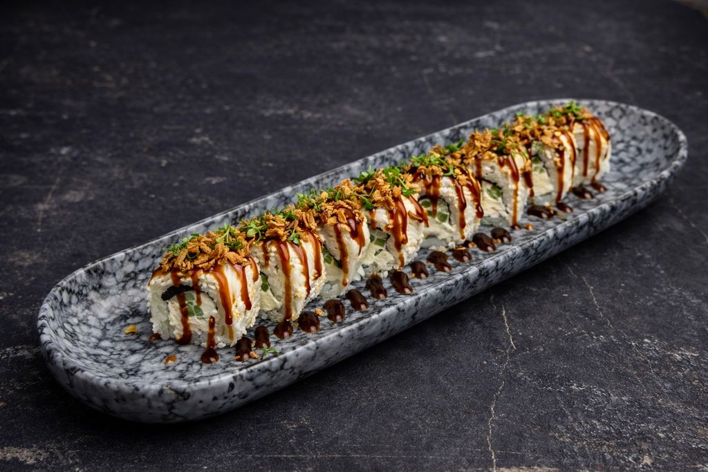 Филадельфия с угрем мини