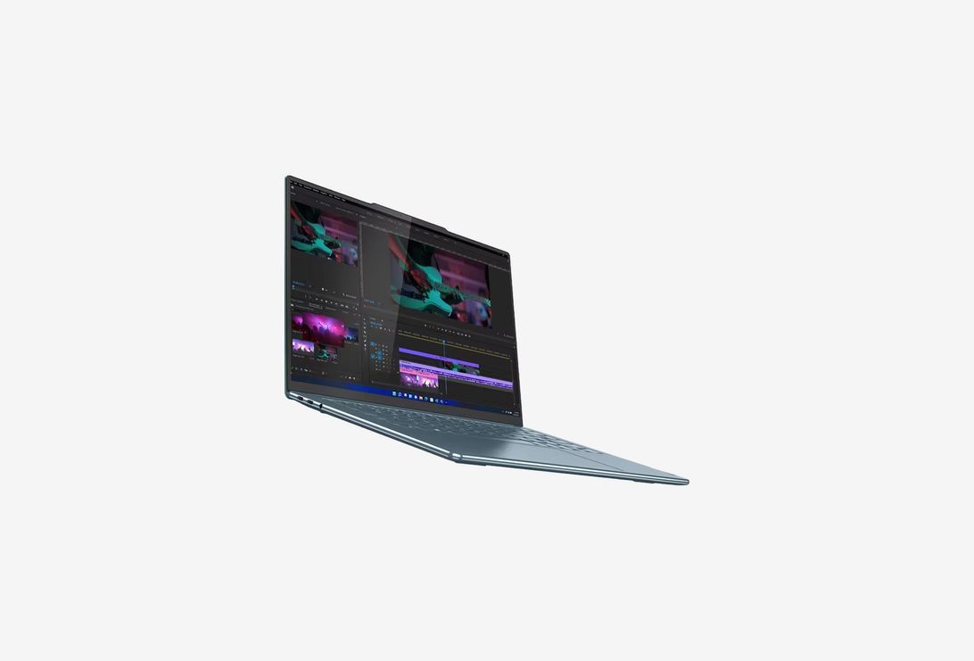 83AA001CRU_0625705081630
