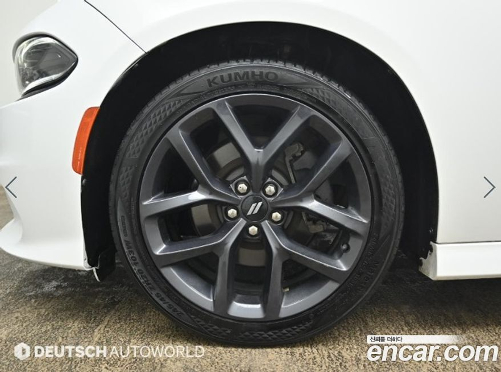 Dodge Charger 3.6 (12.2019)